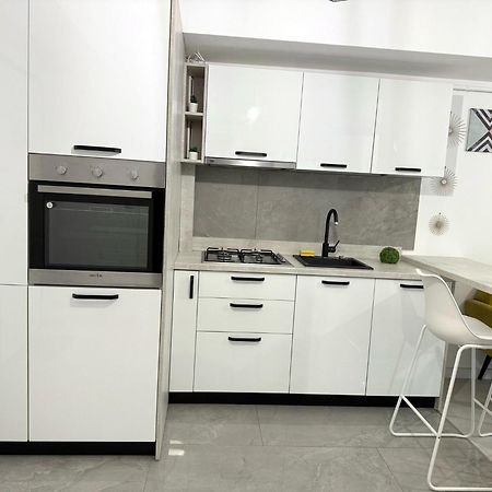 Sky View - Free Parking Apartment Iasi Exterior photo